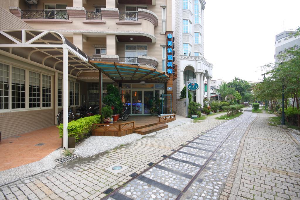 See Railway B&B Hualien City Exterior photo